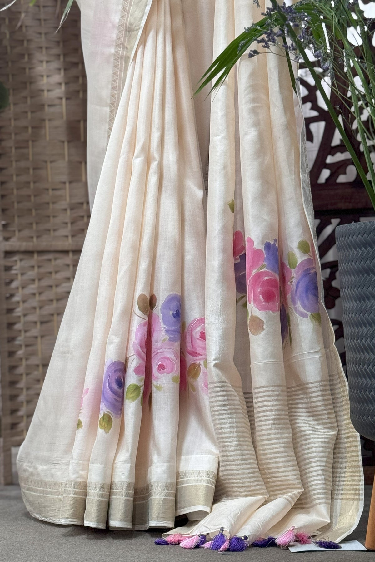 Light Peach Pure Silk, Rose flowers Hand Painted Saree