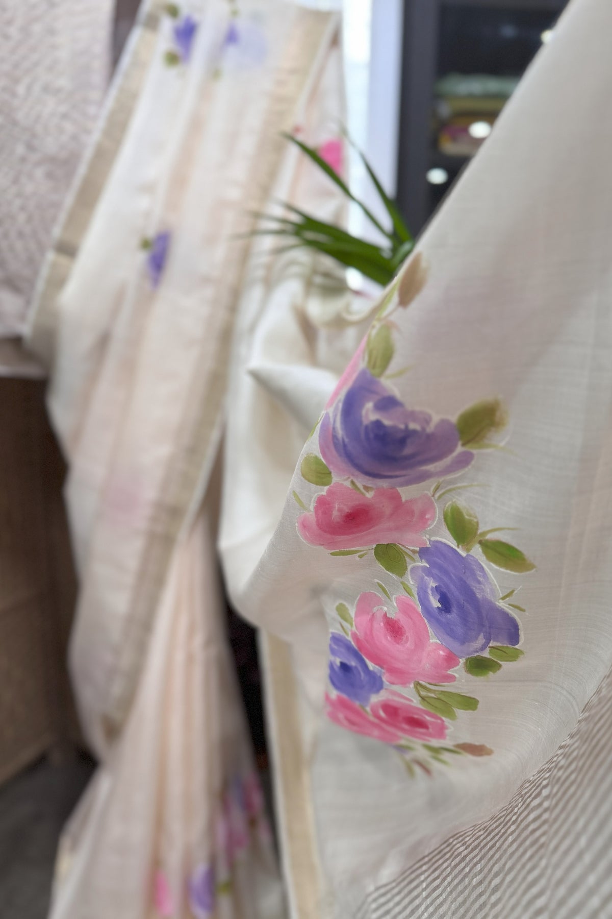 Light Peach Pure Silk, Rose flowers Hand Painted Saree