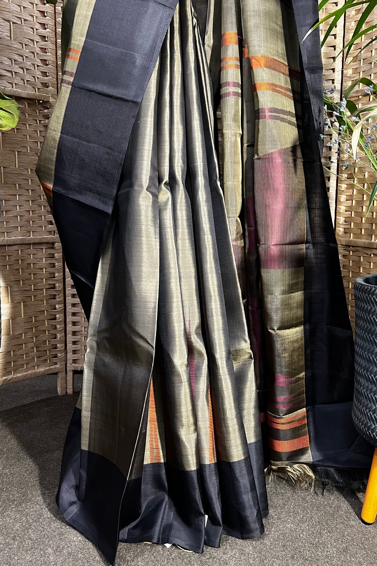 Handwoven Camouflage Green pure Kanchipuram silk with plain border and long multi color temple weave on body